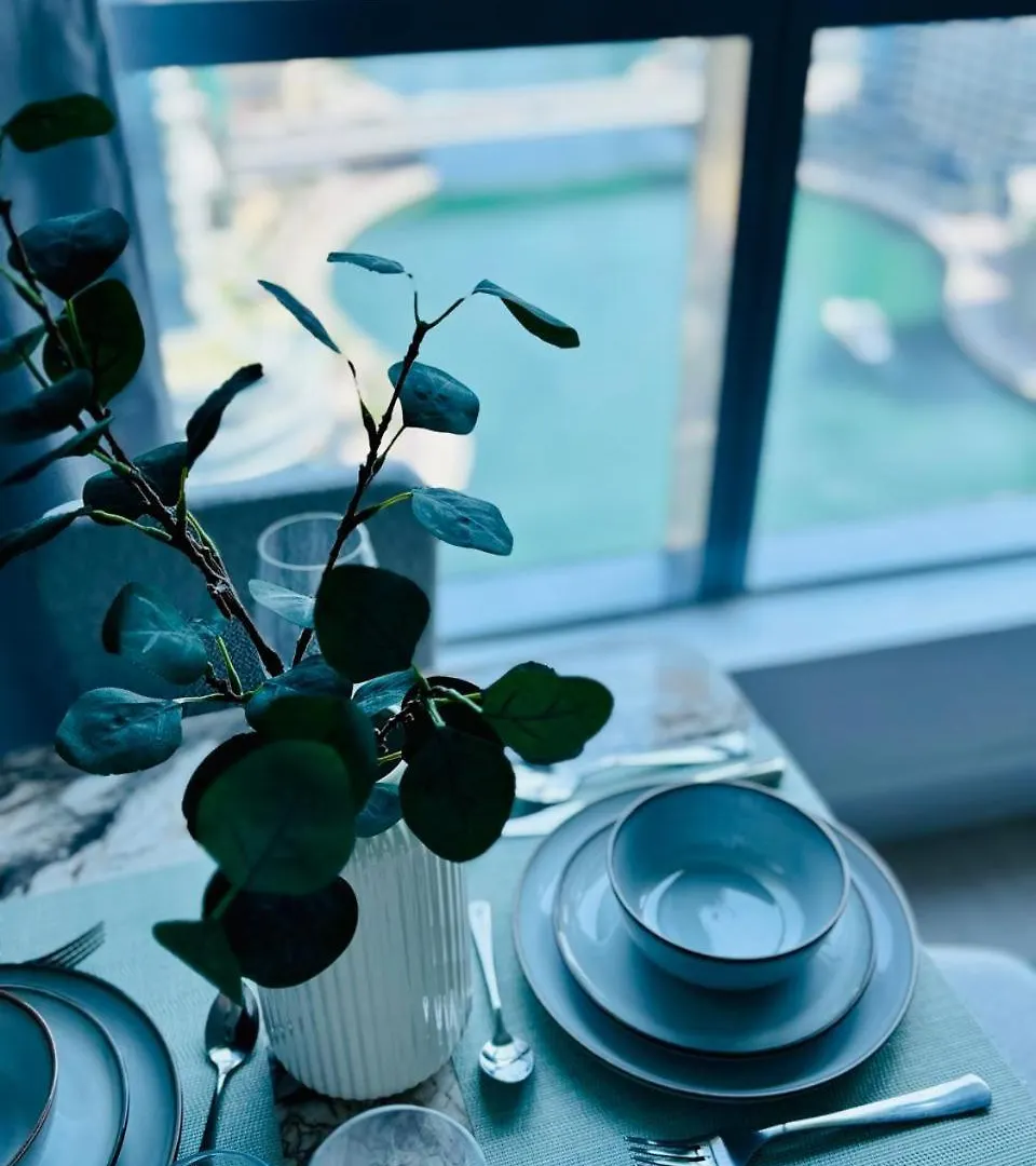 Renovated Luxe Bay Central Dubai Marina Apartment